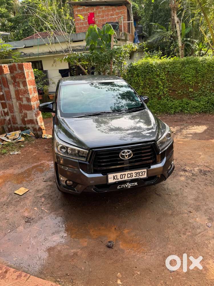 Toyota Innova Crysta Diesel 2016