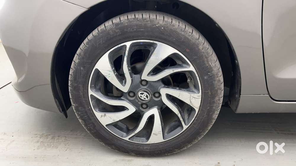 Toyota Glanza V Cvt, 2019, Petrol