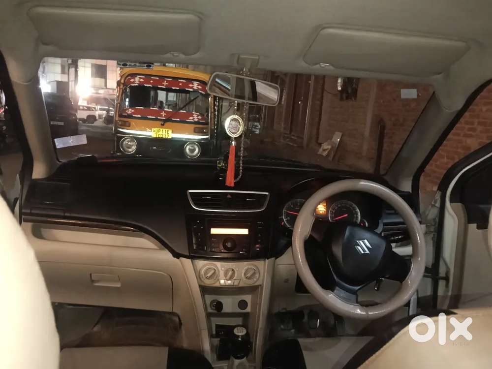 Maruti Suzuki Swift Dzire 2014 Diesel 98900 Km Driven