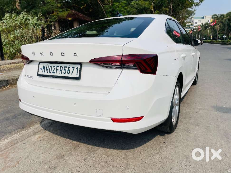 Skoda Octavia 2.0 Style Tsi At, 2022, Petrol