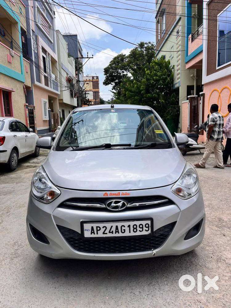 Hyundai I10 Sportz At, 2010, Petrol