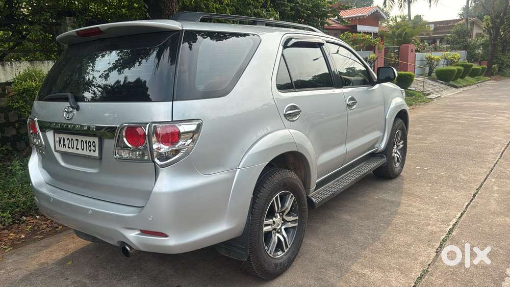Toyota Fortuner 4x2 Manual, 2012, Diesel
