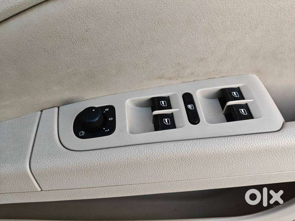 Skoda Superb Elegance Tdi 2.0 At, 2010, Diesel