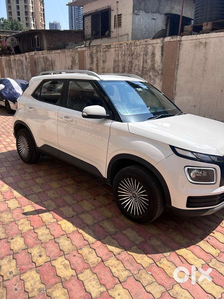 Hyundai Petrol 2025 Km Driven