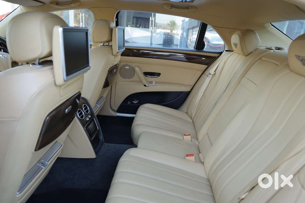 Bentley Flying Spur V8 Petrol, 2014, Petrol