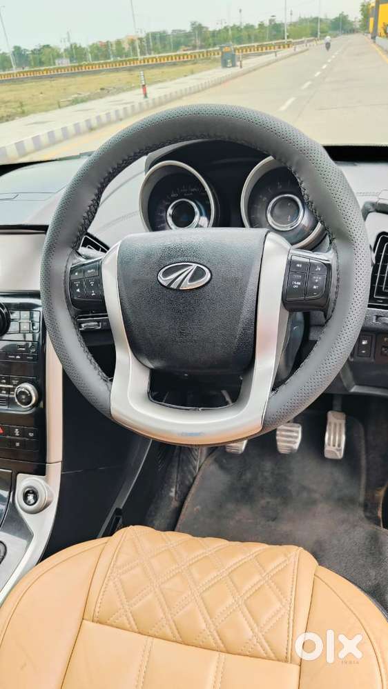 Mahindra Xuv500 W11 Option, 2019, Diesel