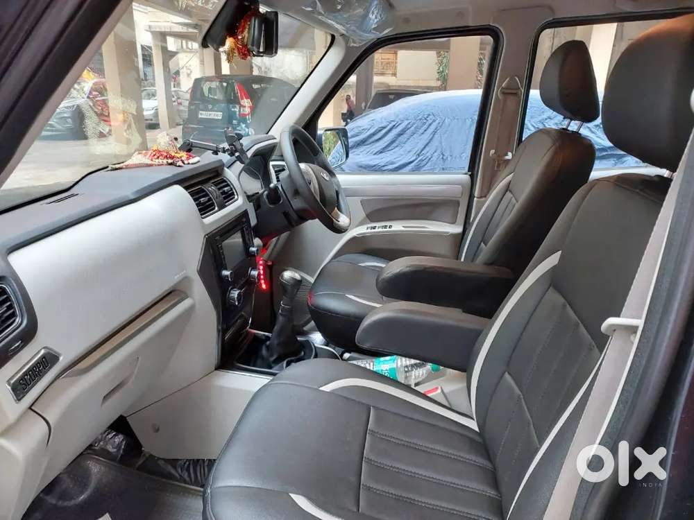 Mahindra Scorpio 2015