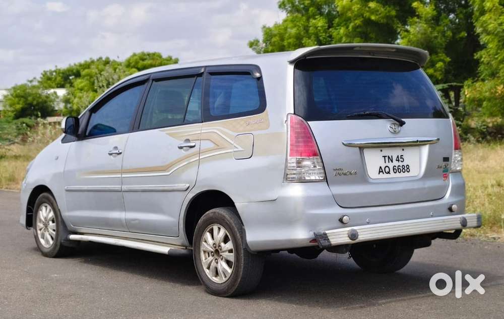 Toyota Innova 2.5 V 7 Str, 2009, Diesel