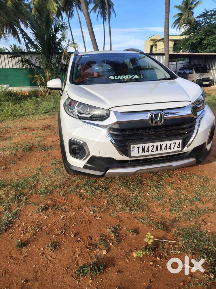 Topend Wr-v 2022 Petrol Good Condition Sunroof Honda Model2022 White
