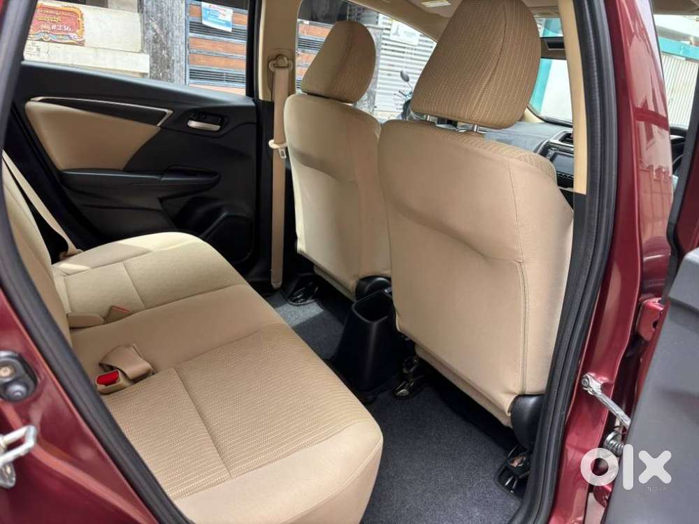 Honda Jazz V Automatic, 2018, Petrol