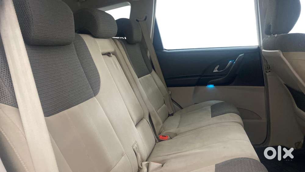 Mahindra Xuv500 W6 At, 2017, Diesel