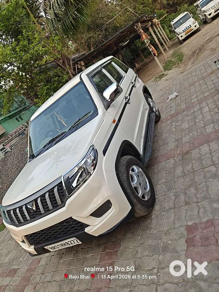 Mahindra Blero Neo N8