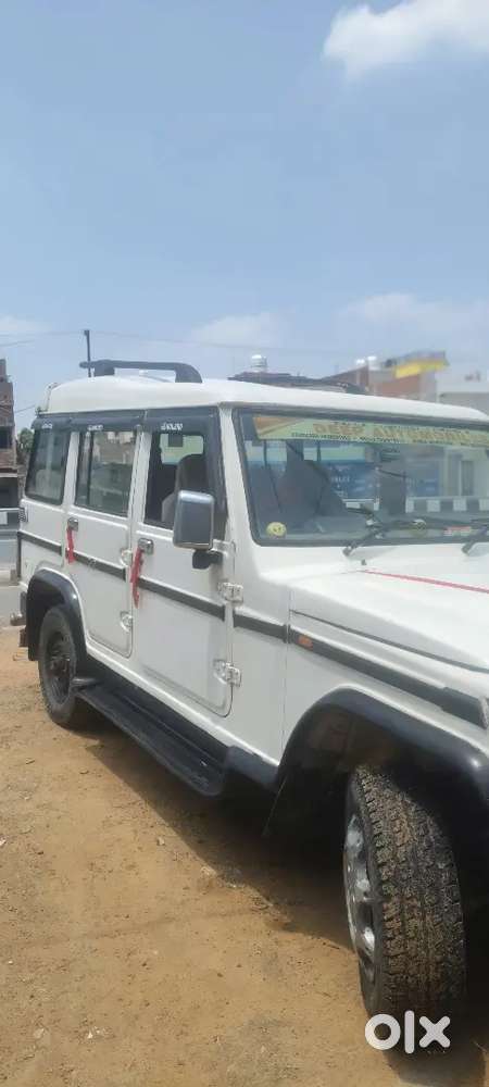 Mahindra Bolero Neo 2015