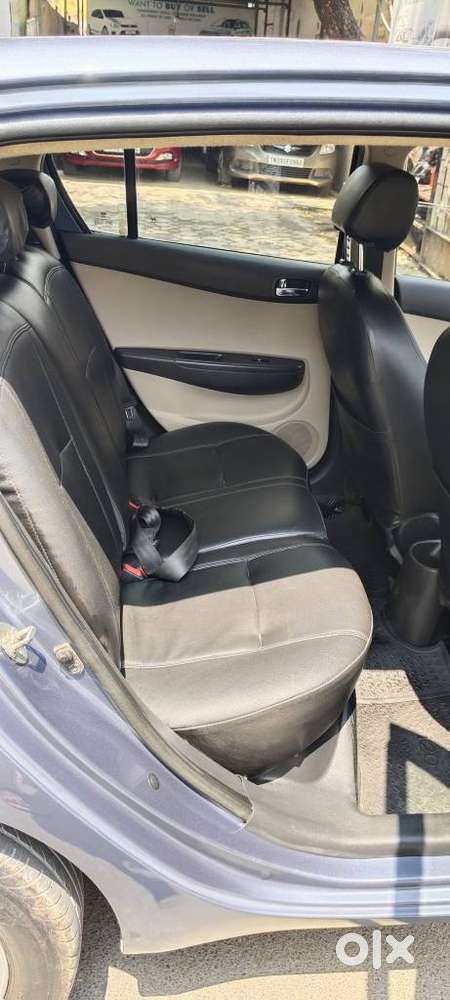 Hyundai I20 Sportz 1.2 Bs-iv, 2014, Petrol