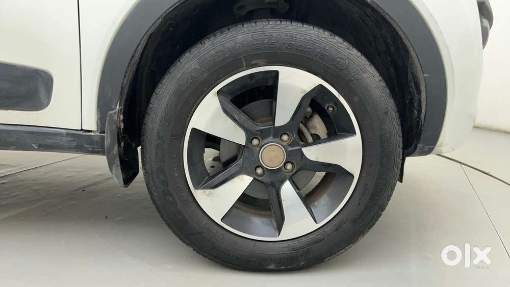 Tata Nexon 1.2 Revotron Xz Plus, 2018, Petrol