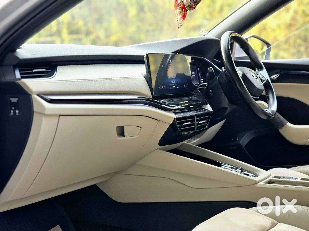 Skoda Octavia 1.8 Tsi At L K, 2022, Petrol