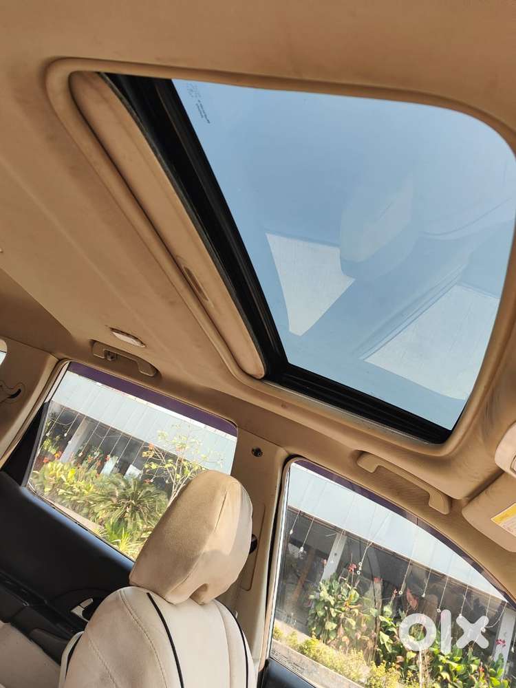 Mahindra Xuv500 2.2 W10 Sportz Edition Mt, 2016