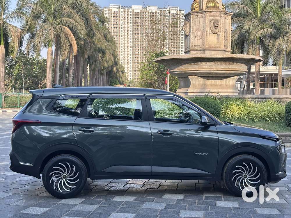 Kia Carens G1.5 6mt Gravity, 2024, Petrol