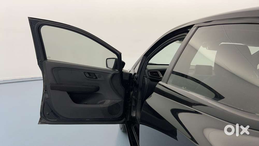 Tata Altroz Xz Plus (s) Dark Edition Diesel, 2024, Diesel