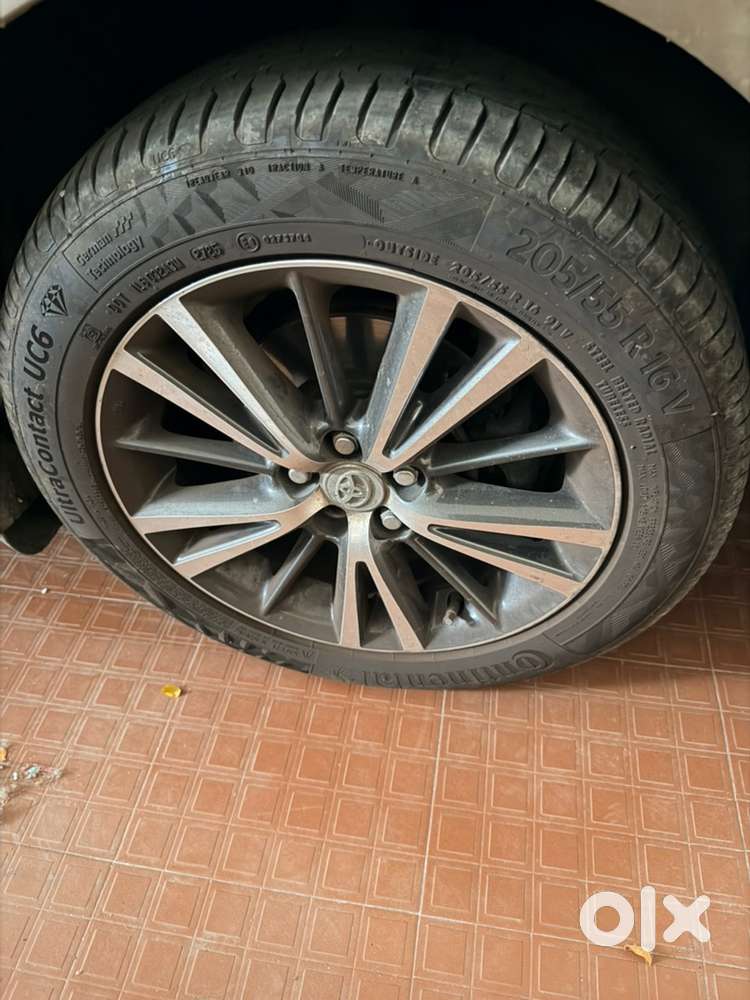 Toyota Corolla Altis 2013