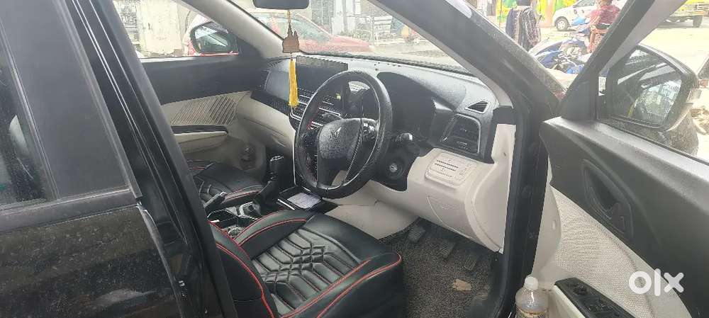 Mahindra Xuv 3xo 2025 Petrol 12633 Km Driven