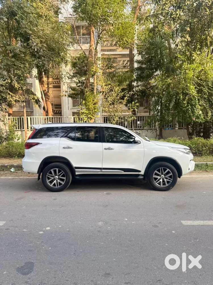 Toyota Fortuner 4x2 At 2.8 Diesel, 2019, Diesel
