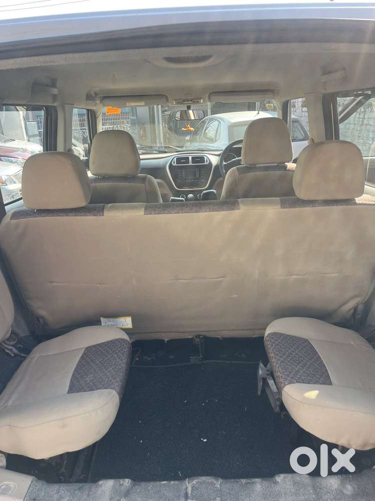 Mahindra Tuv 300 T8, 2015, Diesel