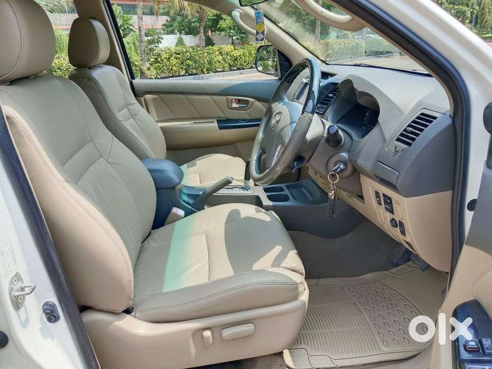 Toyota Fortuner 3.0 4x2 Automatic, 2012, Diesel