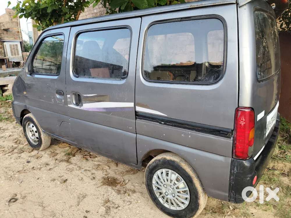 Maruti Suzuki Eeco 2011