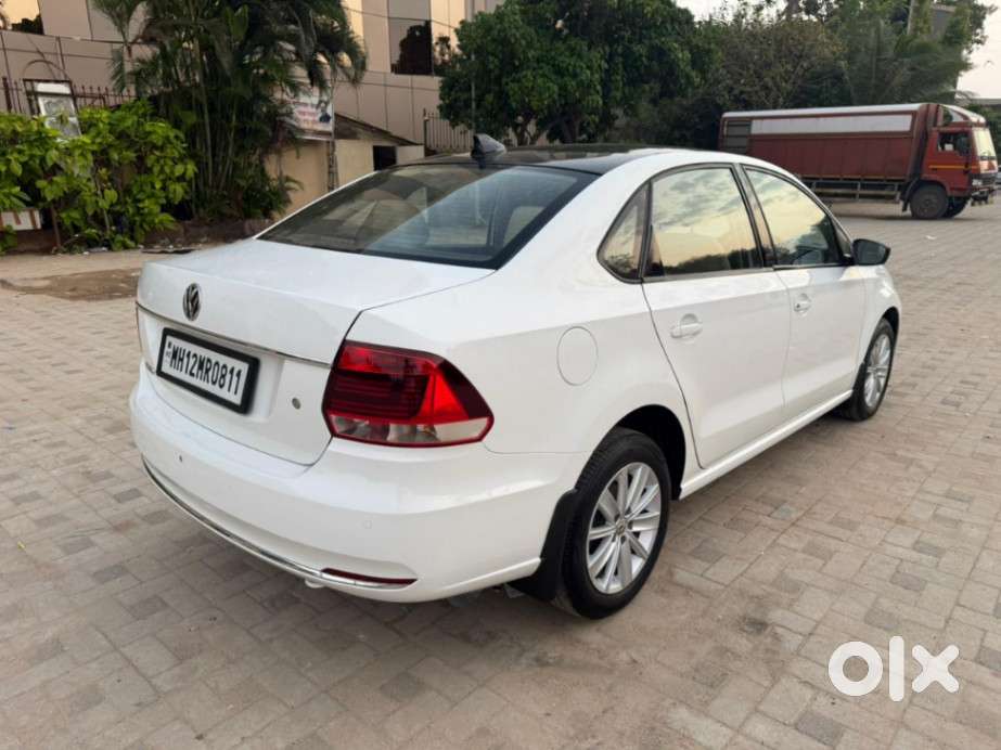 Volkswagen Vento 1.2 Tsi Highline Plus At, 2016, Petrol