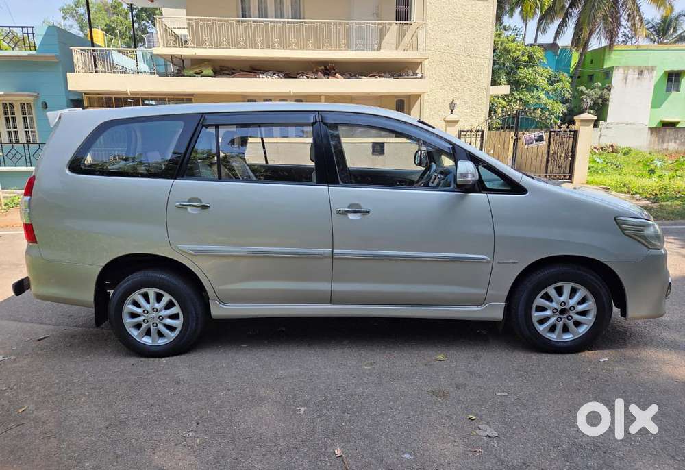 Toyota Innova 2.5 V 7 Str, 2013, Diesel