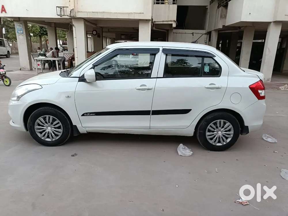 Maruti Suzuki Dzire 2017 Cng & Hybrids 81000 Km Driven