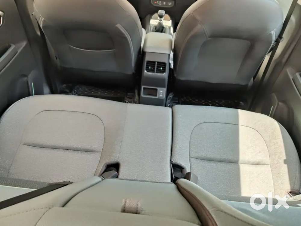 Kia Syros 2025 Petrol 1733 Km Driven