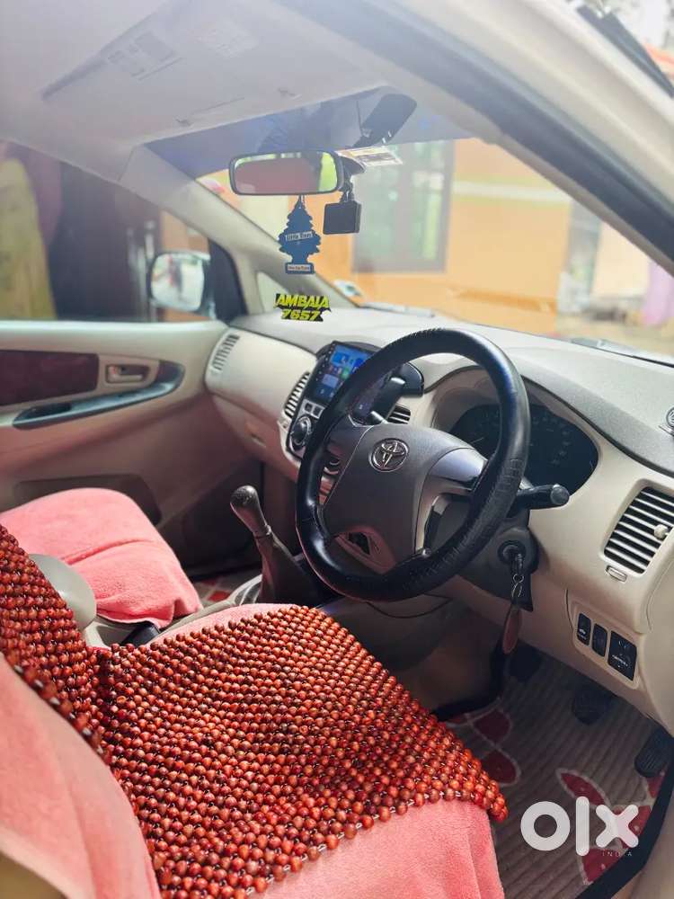 Toyota Innova 2012 2nd Owner