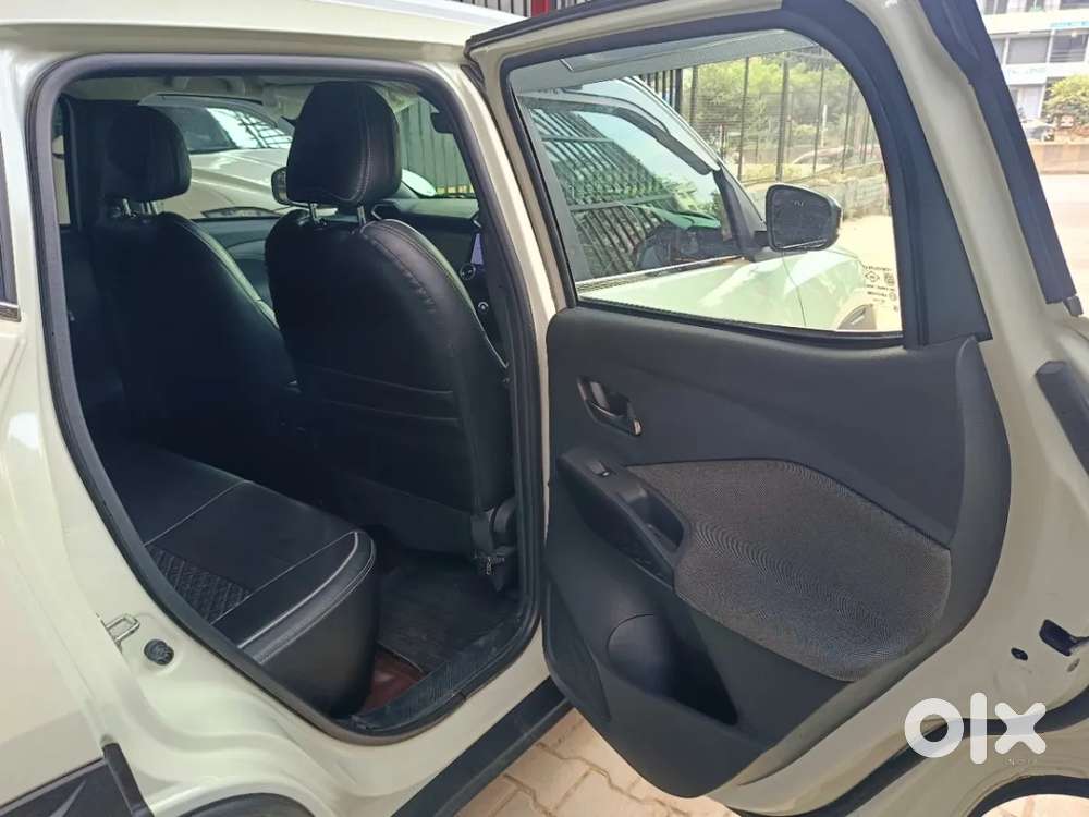 Nissan Magnite, 2025, Petrol