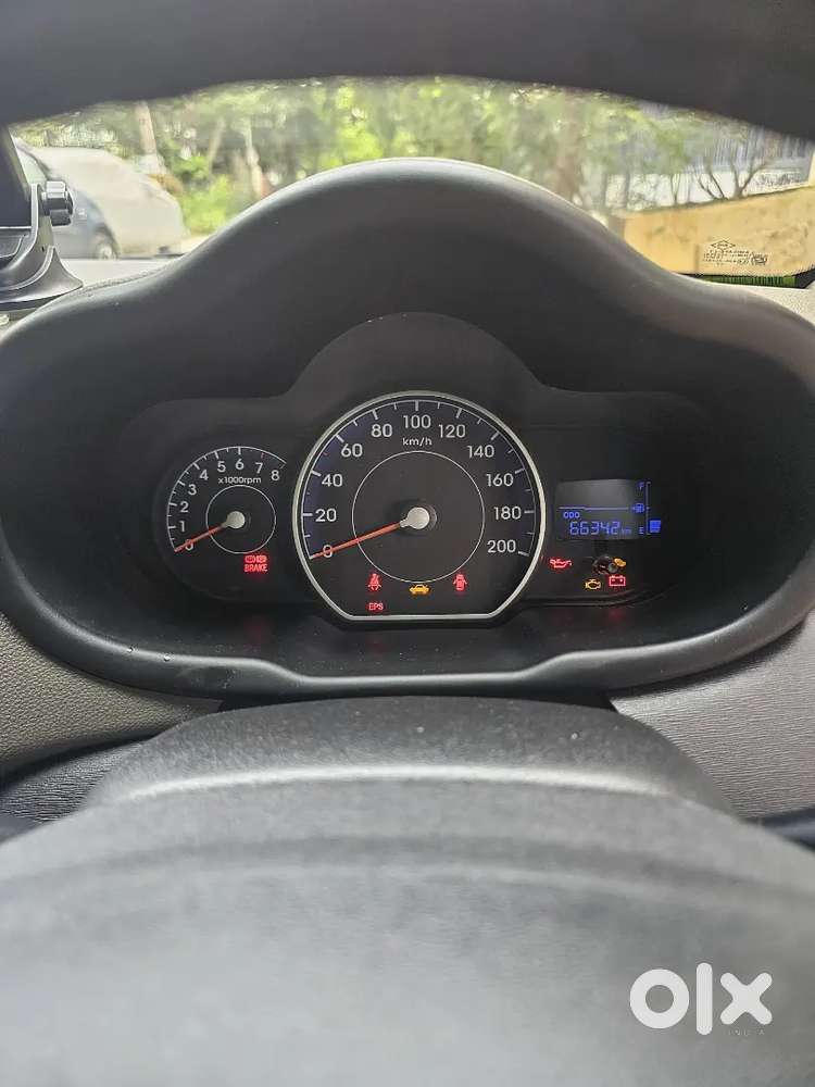 Hyundai I10 Sportz Petrol 2012