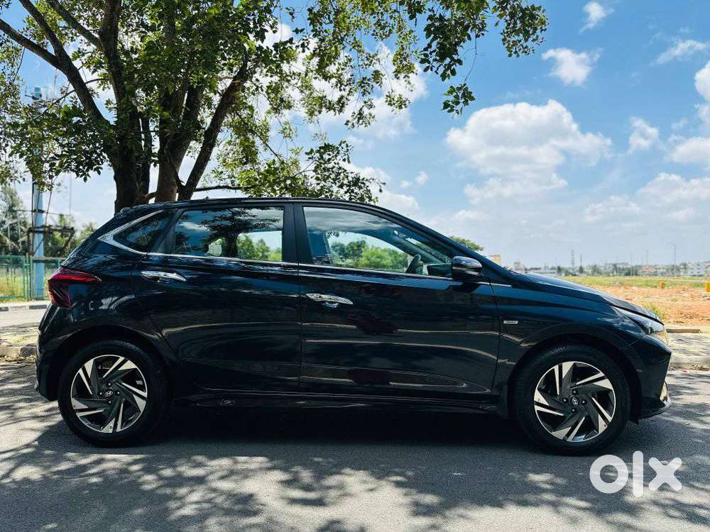 Hyundai New I20 1.2 Asta (o) Ivt, 2022, Petrol