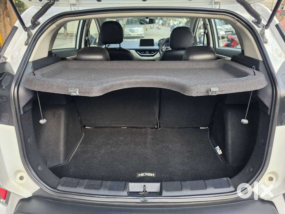 Tata Nexon 1.2 Revotron Xz Plus (s), 2023, Petrol