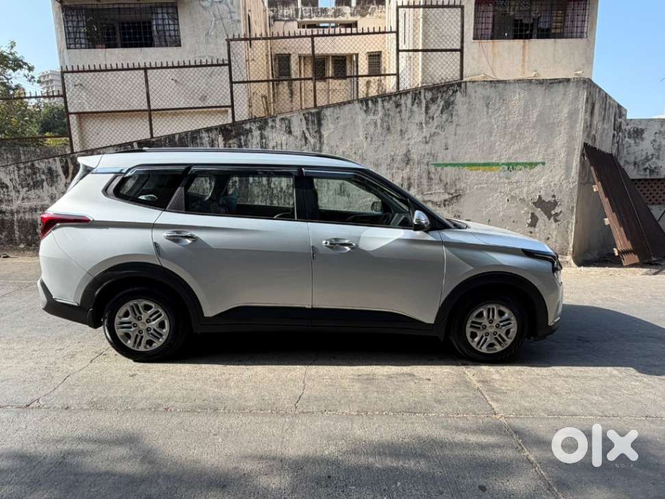 Kia Carens 1.5 Prestige 7 Str, 2023, Petrol