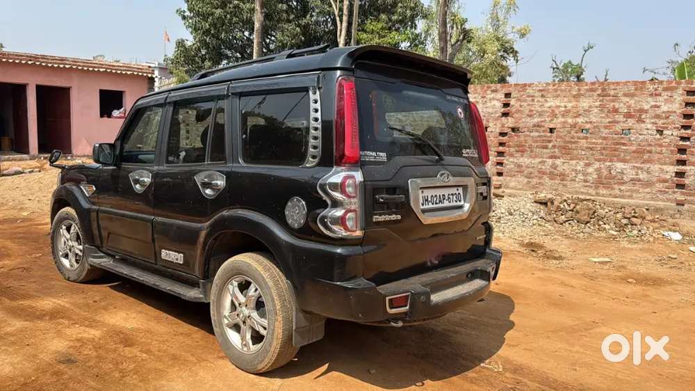 Mahindra Scorpio Diesel 2017