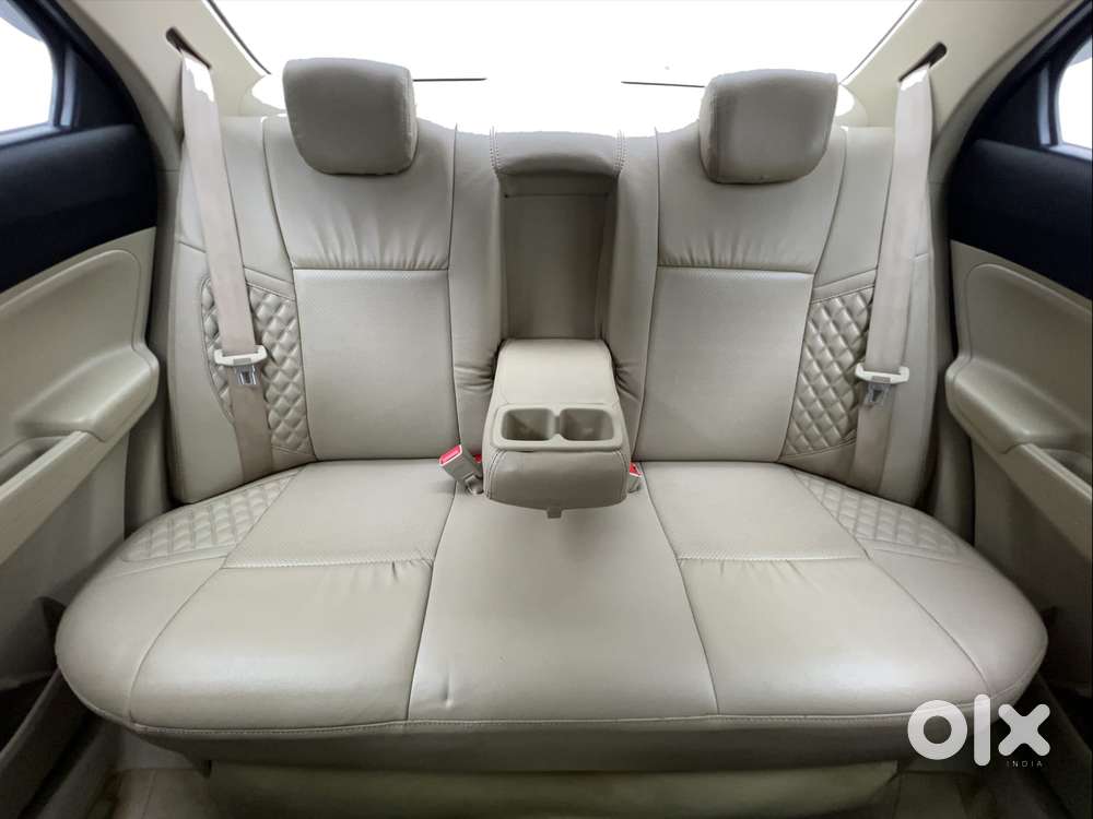 Maruti Suzuki Dzire 1.2 Zxi, 2017, Petrol