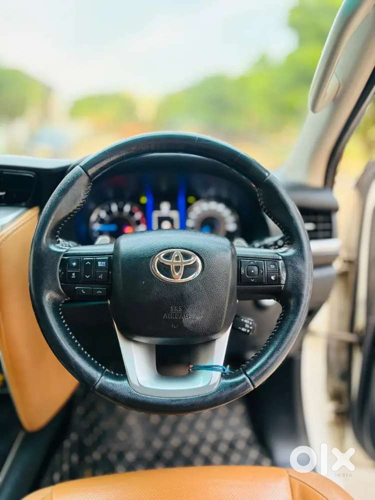 Toyoto Fortuner