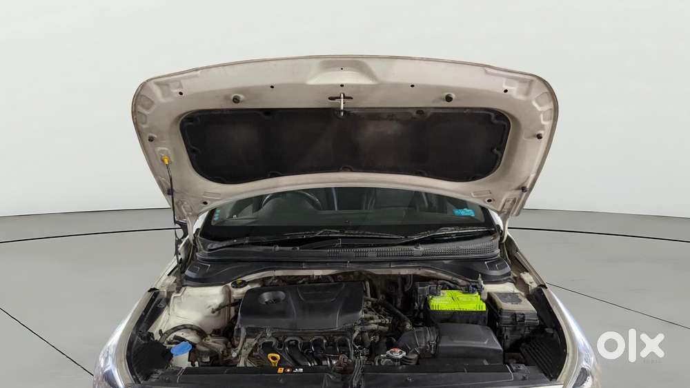 Hyundai Verna 1.6 Vtvt Sx, 2019, Petrol