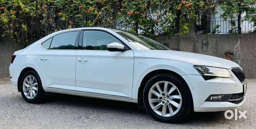 Skoda Superb 2.0 Tsi At L&k, 2019, Petrol