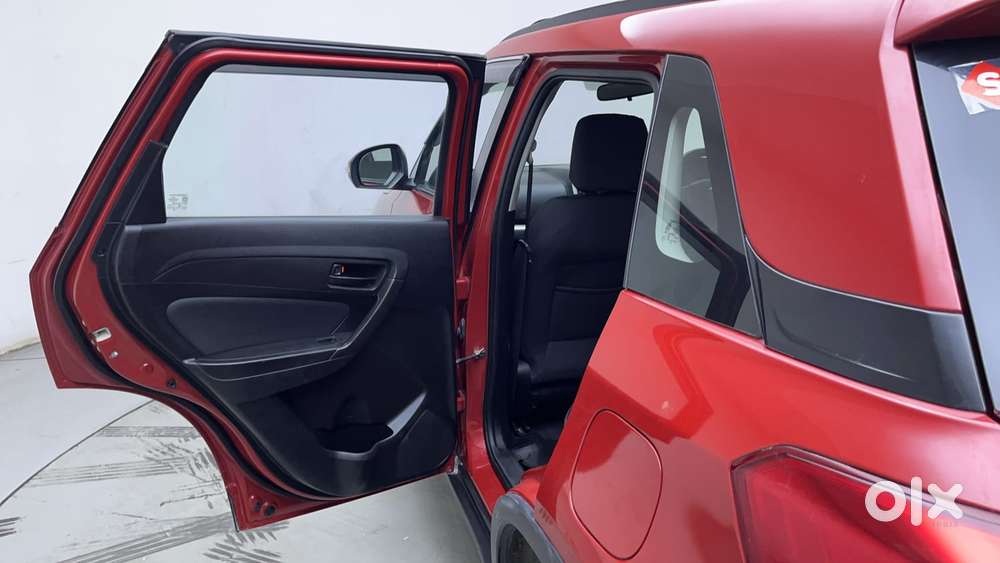 Maruti Suzuki Vitara Brezza 1.5 Vxi At, 2021, Petrol