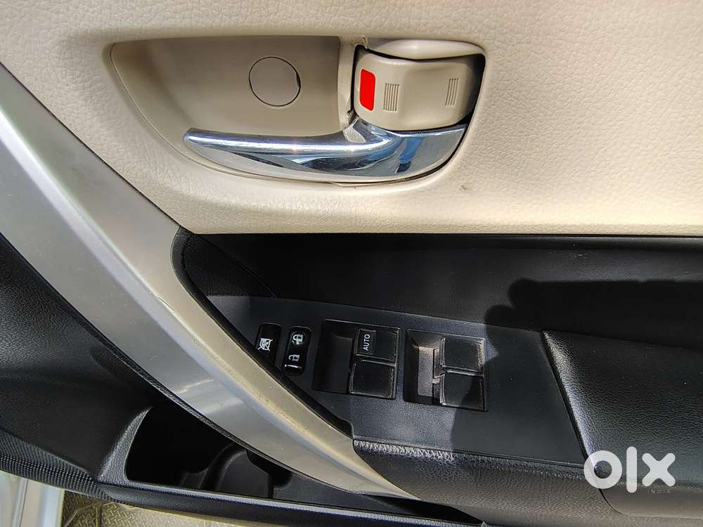 Toyota Corolla Altis Vl, 2016, Petrol