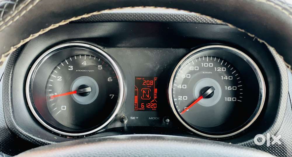 Mahindra Tuv 300 T10, 2019, Diesel