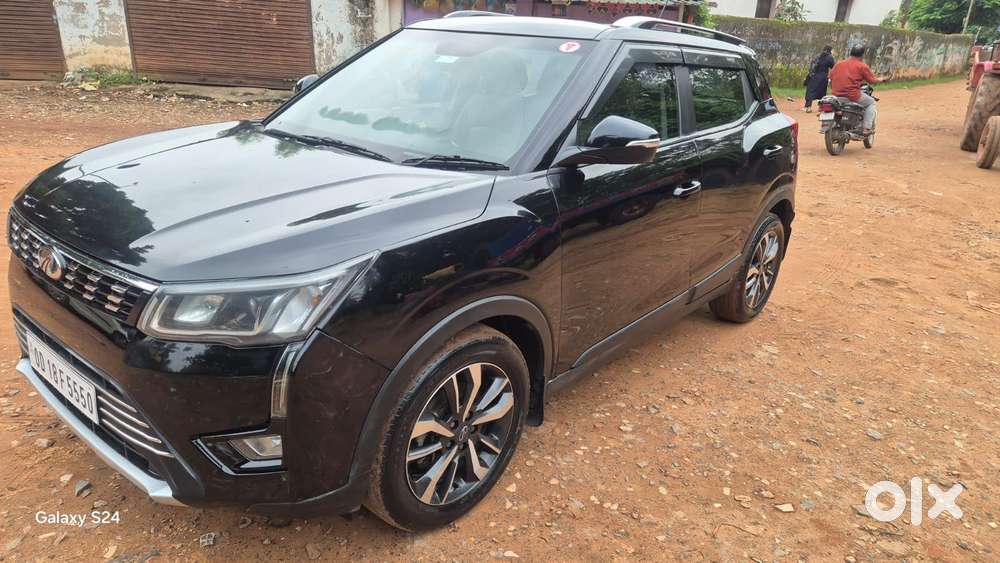 Mahindra Xuv300 W8 Option, 2019, Petrol
