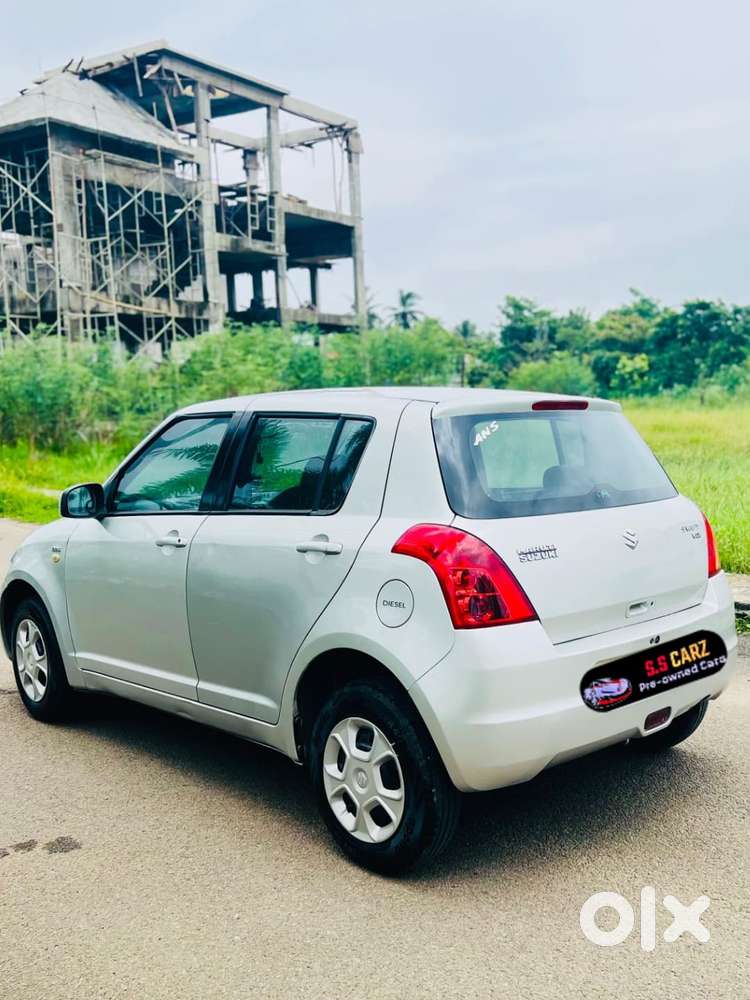 Maruti Suzuki Swift Vdi Bsiv W Abs, 2010, Diesel