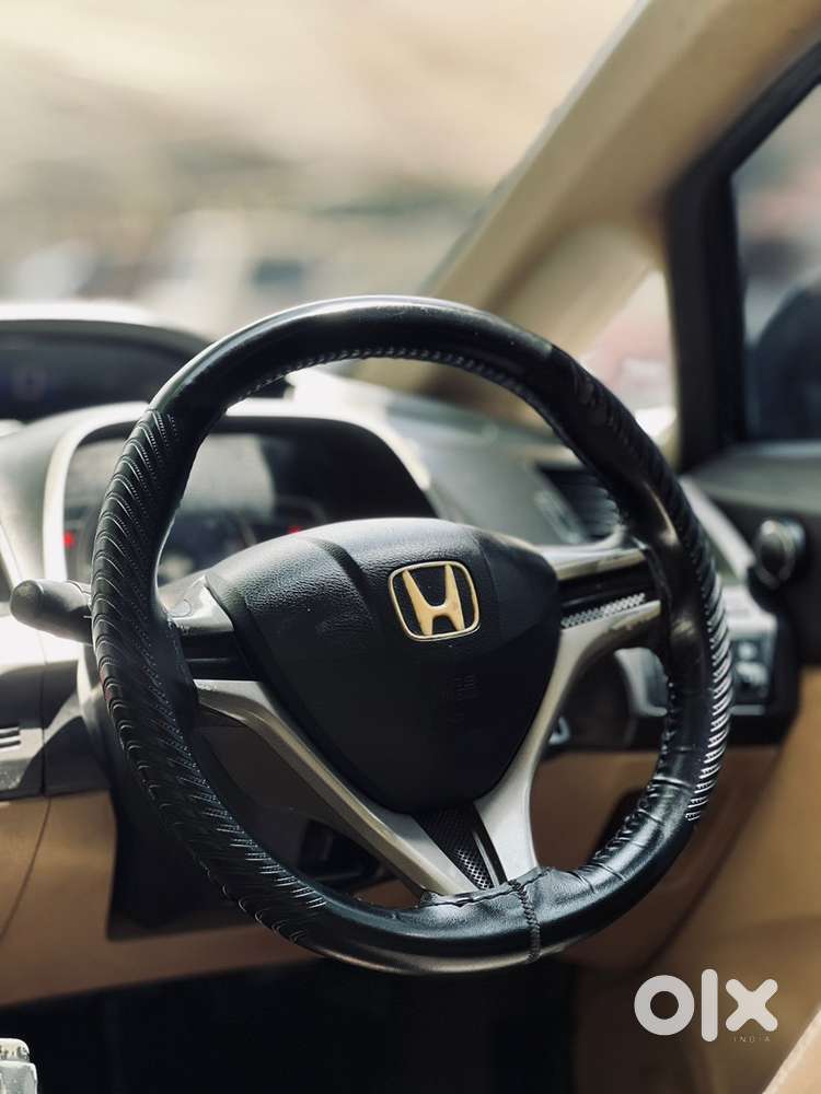 Honda Civic (sunroof)